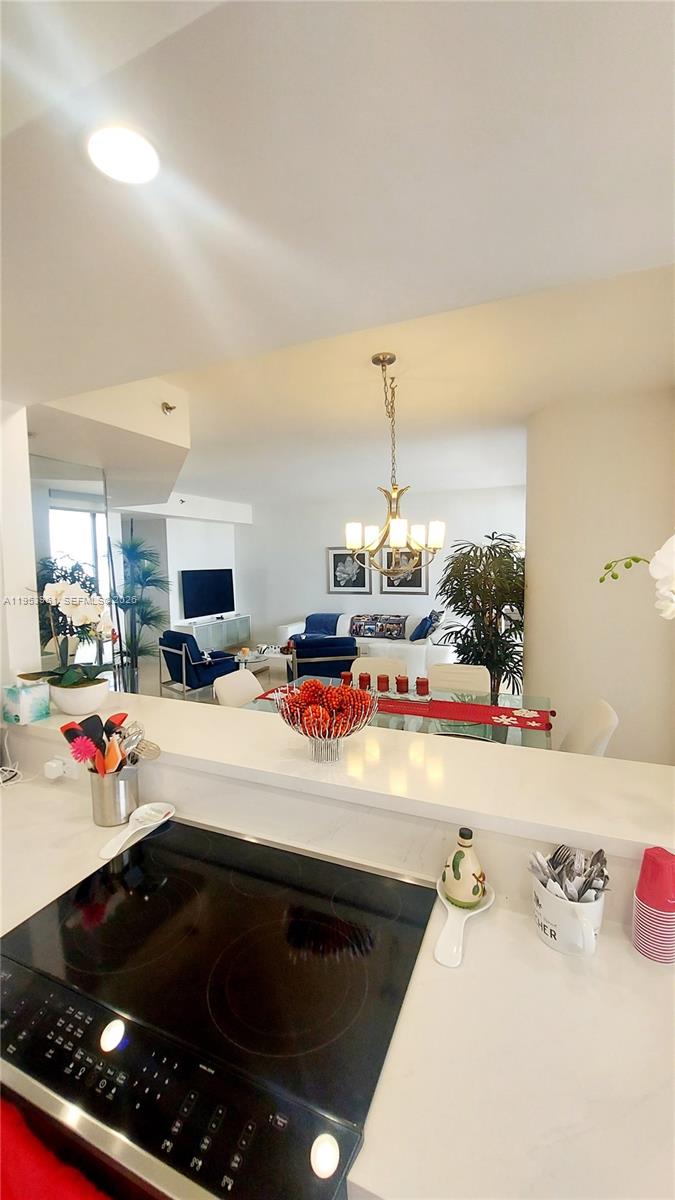 1000 ISL BLVD WILLIAMS IS - Residential