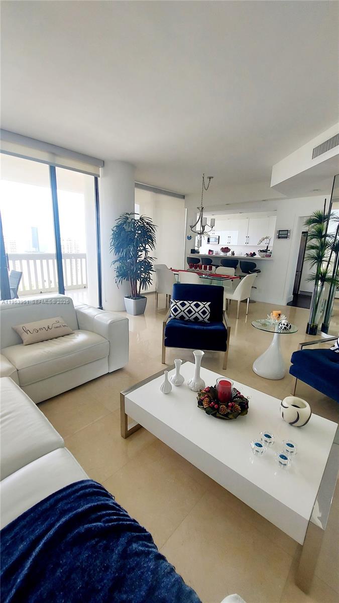 1000 ISL BLVD WILLIAMS IS - Residential