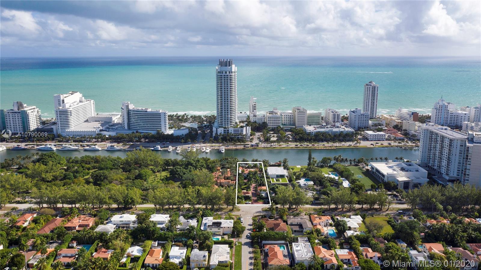 FLAMINGO BAY SUB NO 1 - Residential