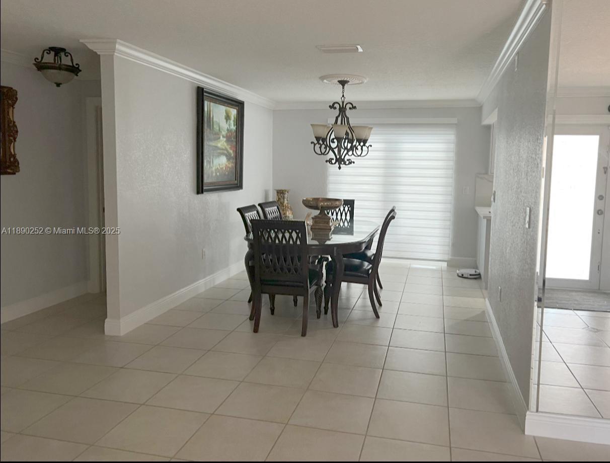 ROYAL OAKS - Residential