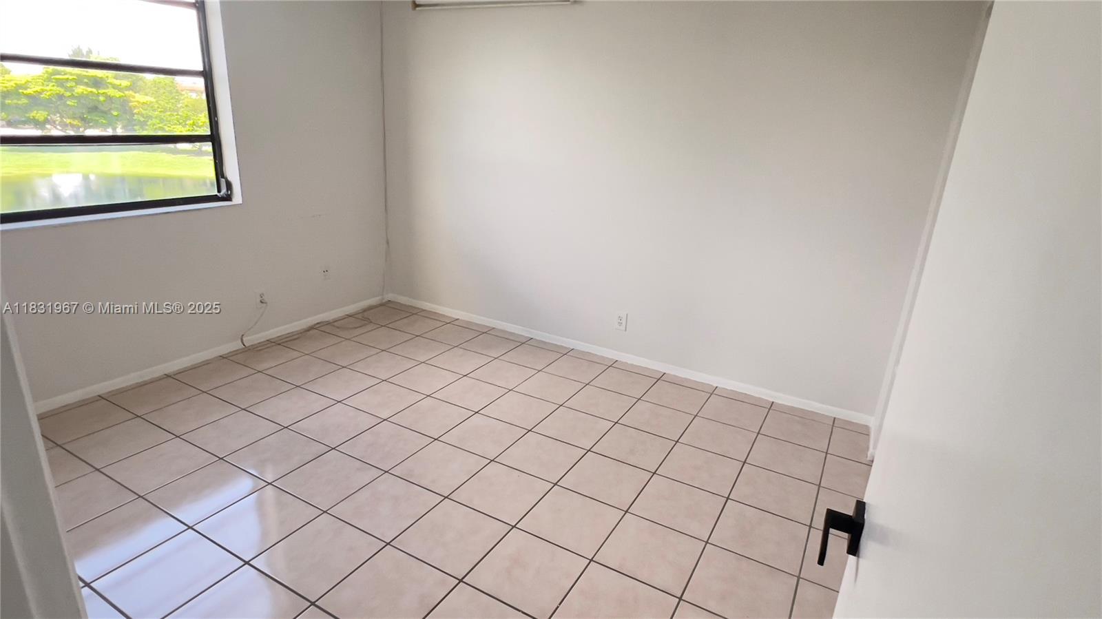 VISTA DEL LAGO CONDO PH 2 - Residential Lease