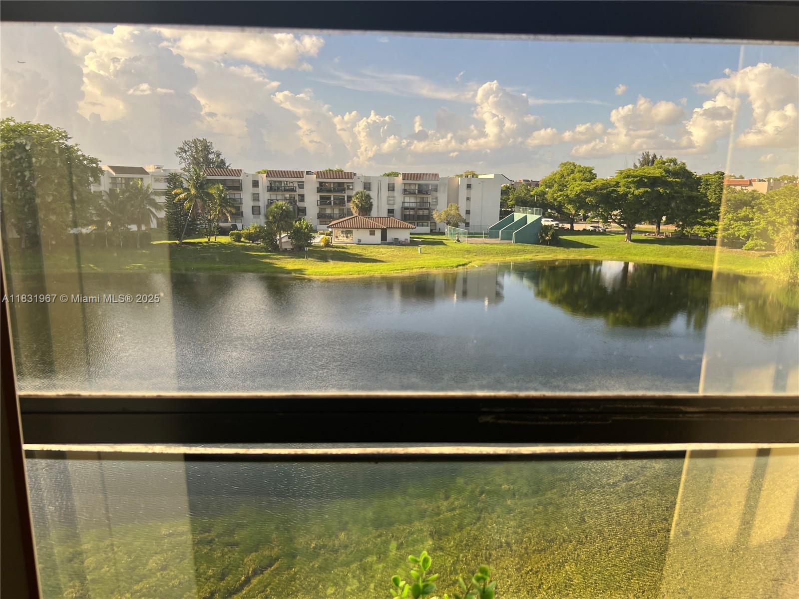 VISTA DEL LAGO CONDO PH 2 - Residential Lease