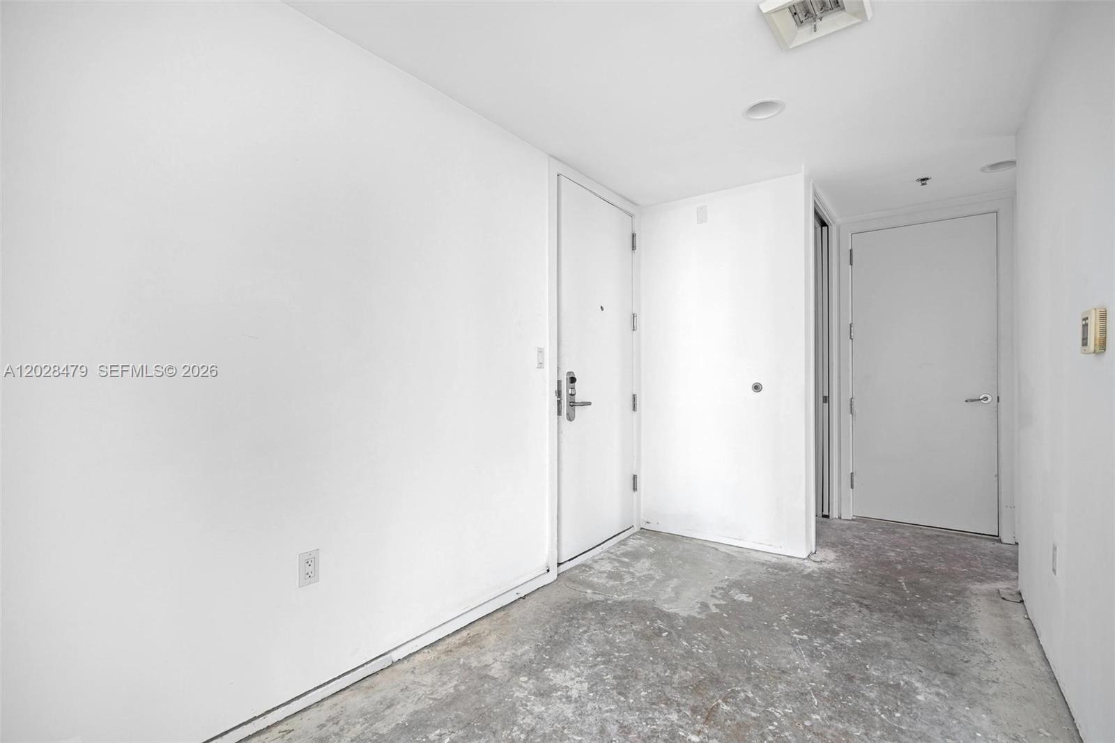 MAYFIELD CONDO - Residential