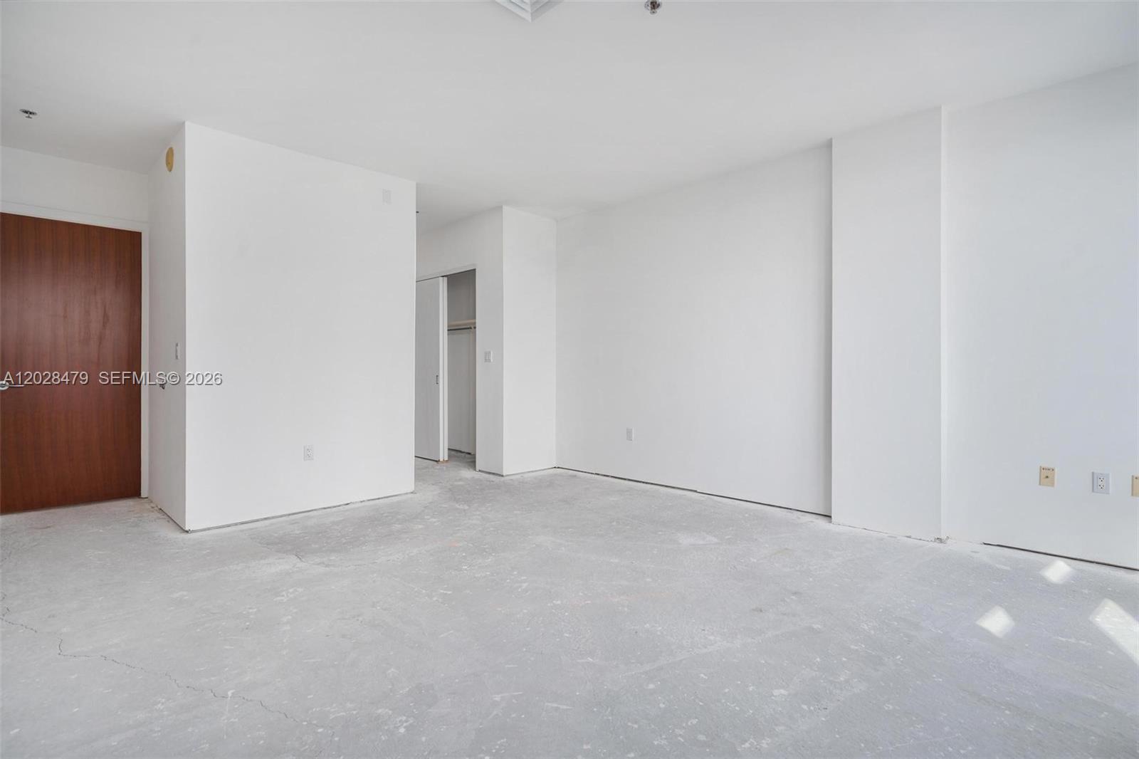 MAYFIELD CONDO - Residential