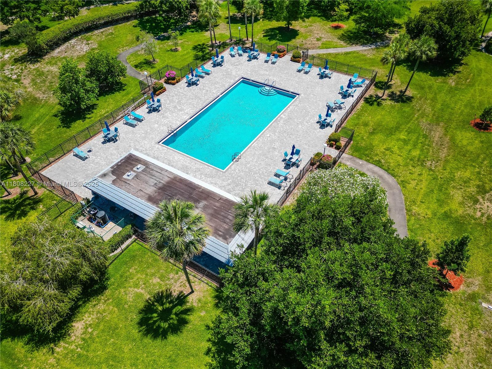 ANTIGUA VILLAGE I B CONDO - Residential