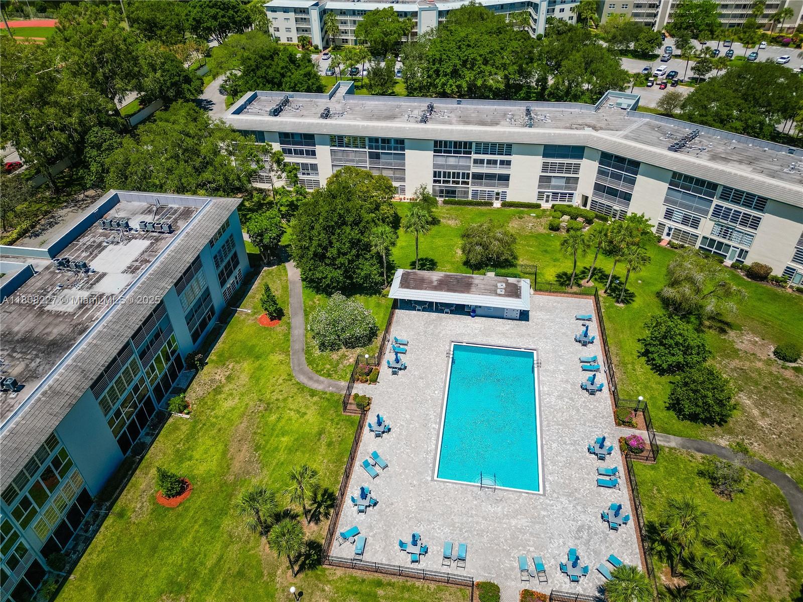 ANTIGUA VILLAGE I B CONDO - Residential