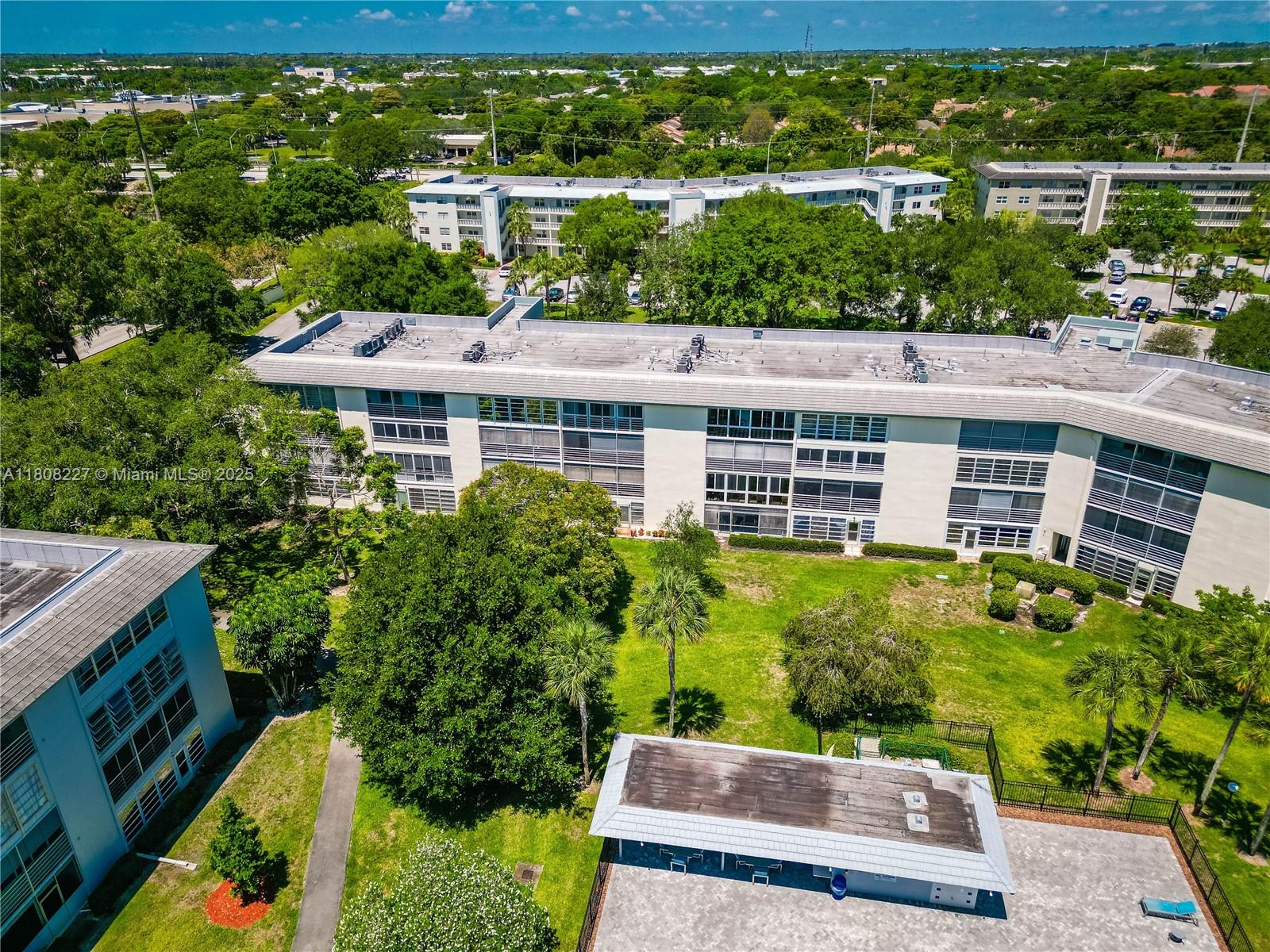 ANTIGUA VILLAGE I B CONDO - Residential