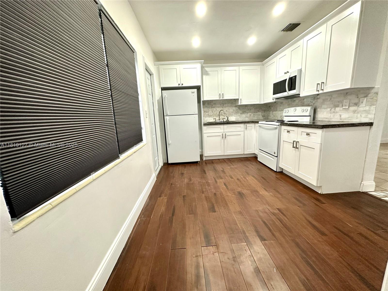 FULFORD HOMES - Residential Lease