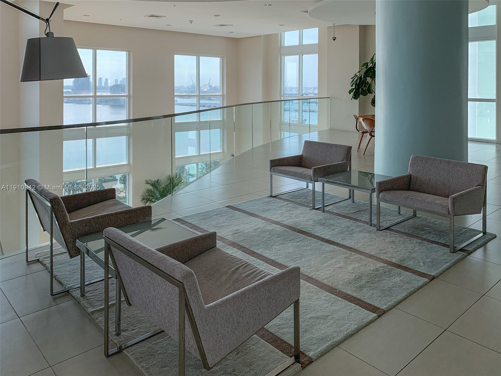 QUANTUM ON THE BAY CONDO - Residential