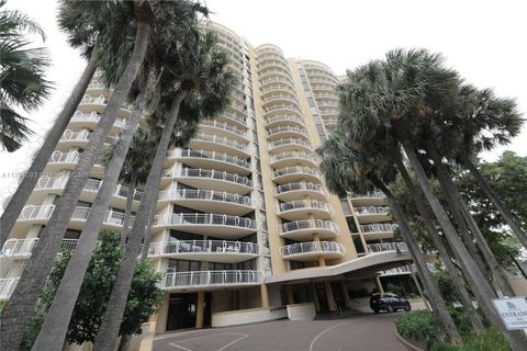 2843 S Bayshore Dr VILLA1, VILLA 2 Miami FL 33133