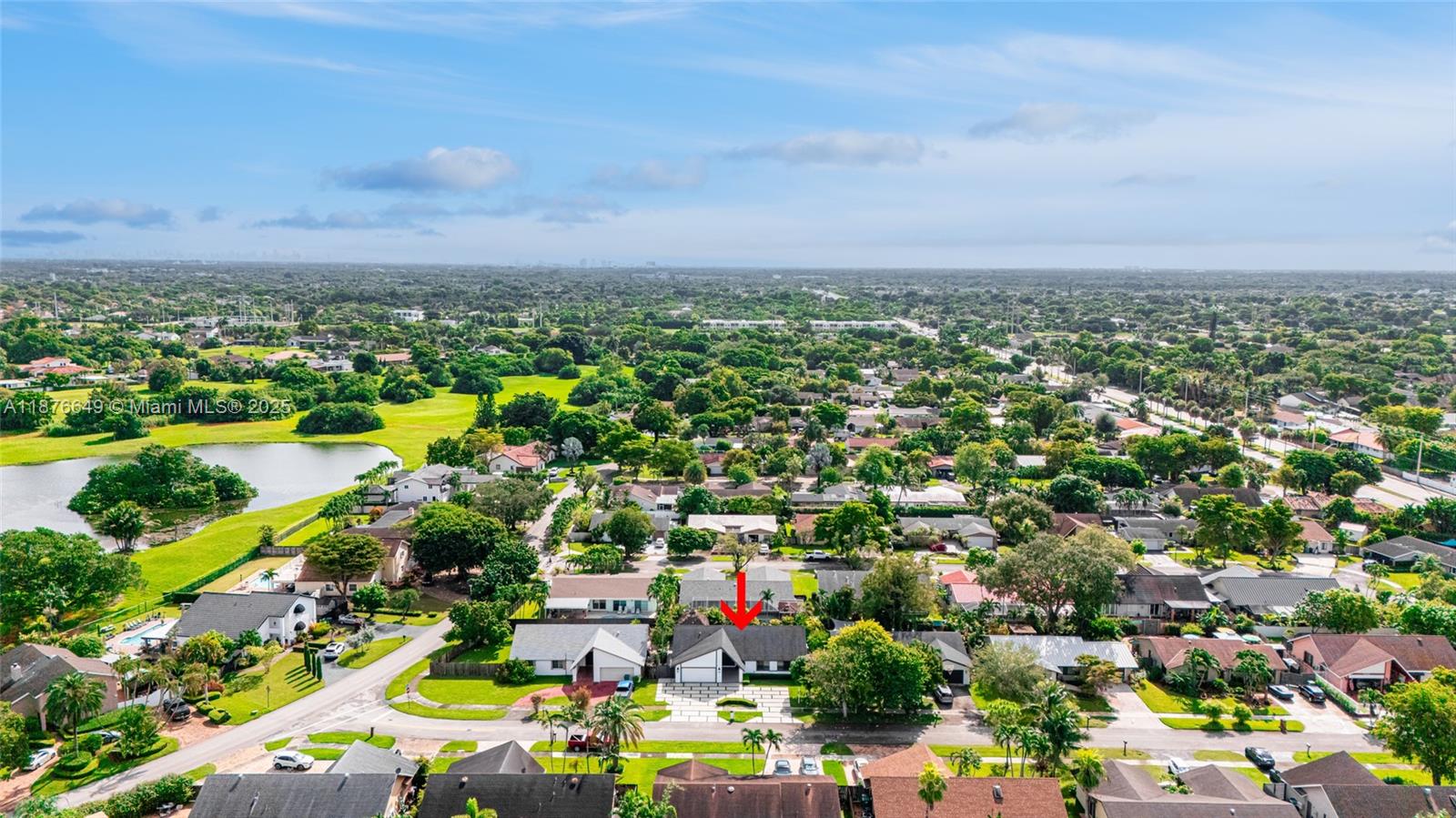 FIRST ADDN TO CALUSA CLUB - Residential