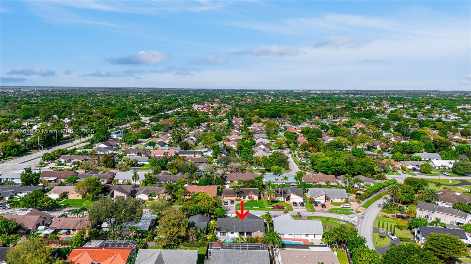 FIRST ADDN TO CALUSA CLUB - Residential