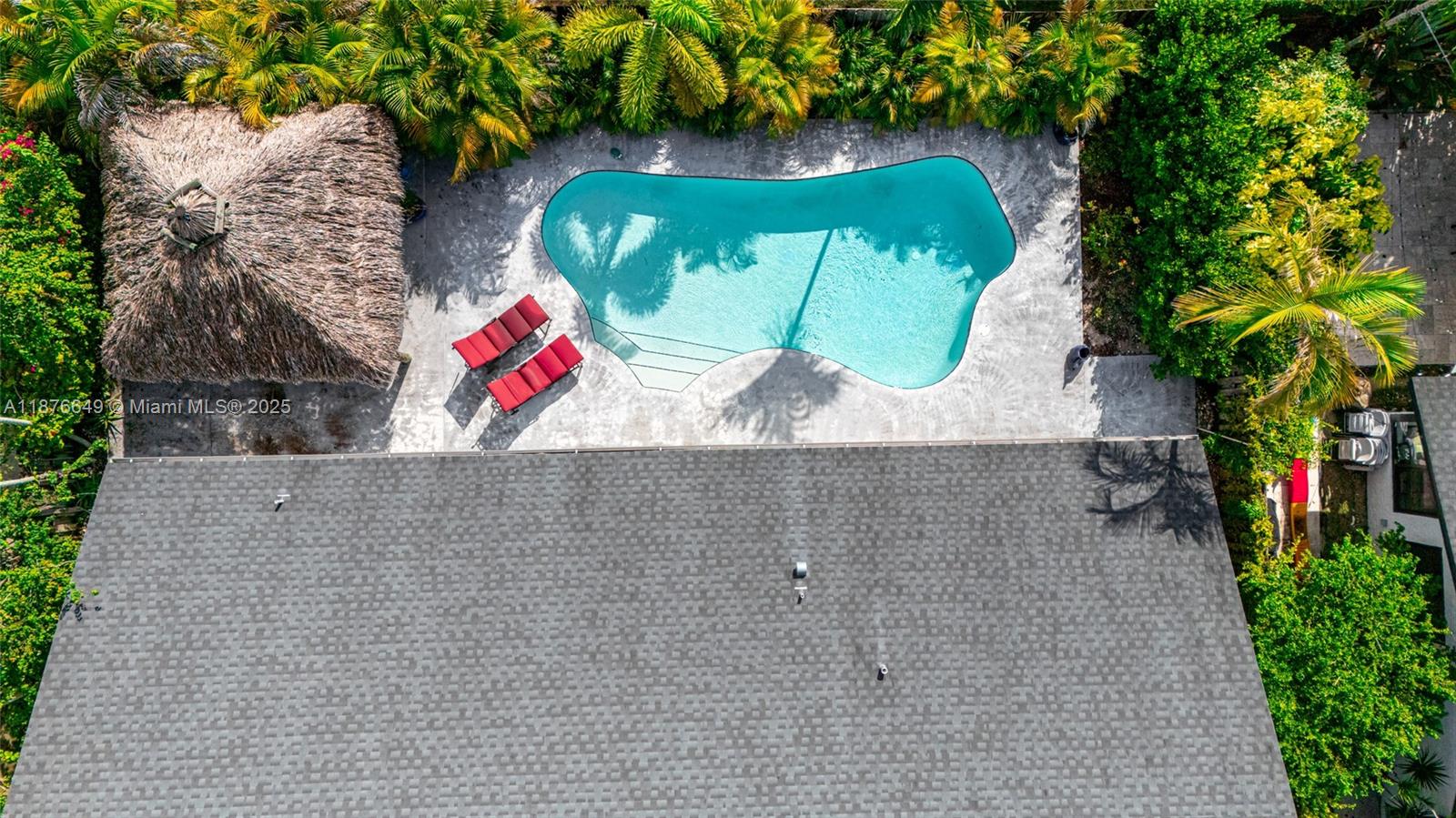FIRST ADDN TO CALUSA CLUB - Residential