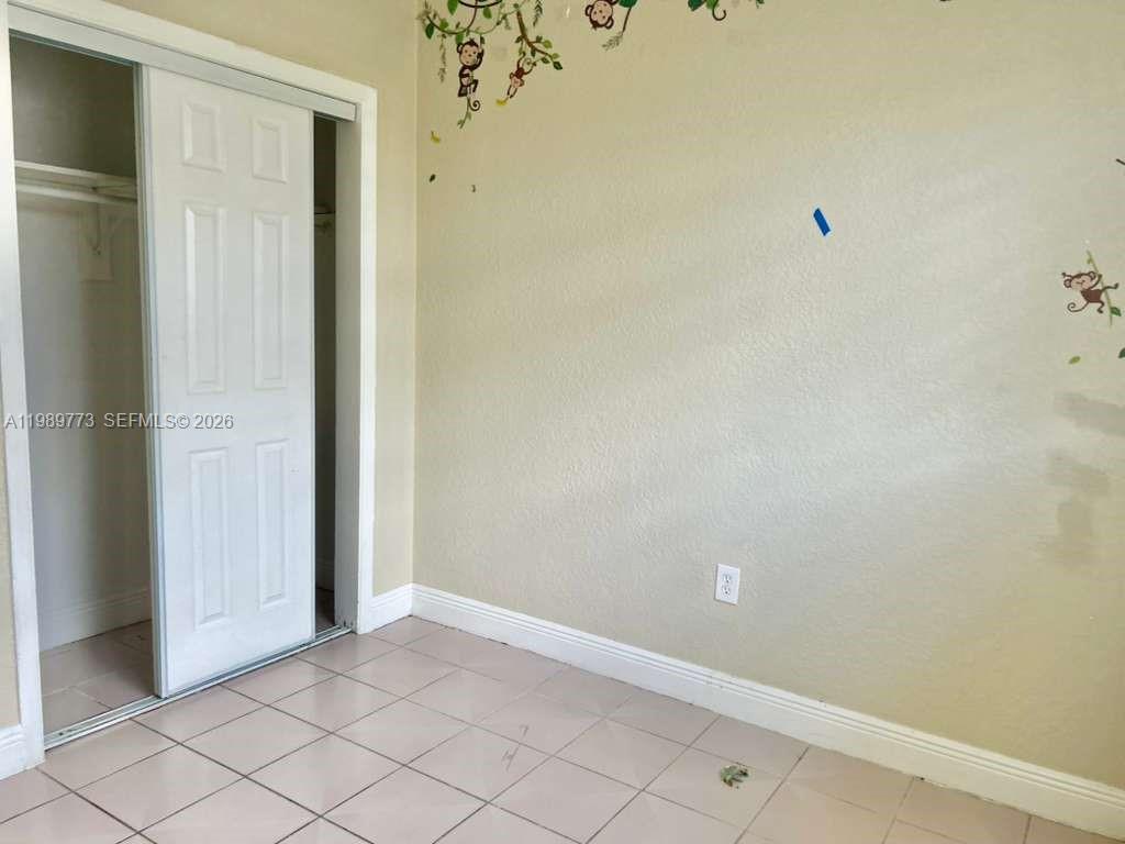 SO MIAMI HEIGHTS MANOR - Residential