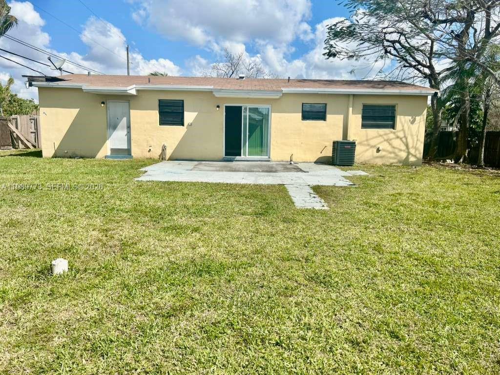 SO MIAMI HEIGHTS MANOR - Residential