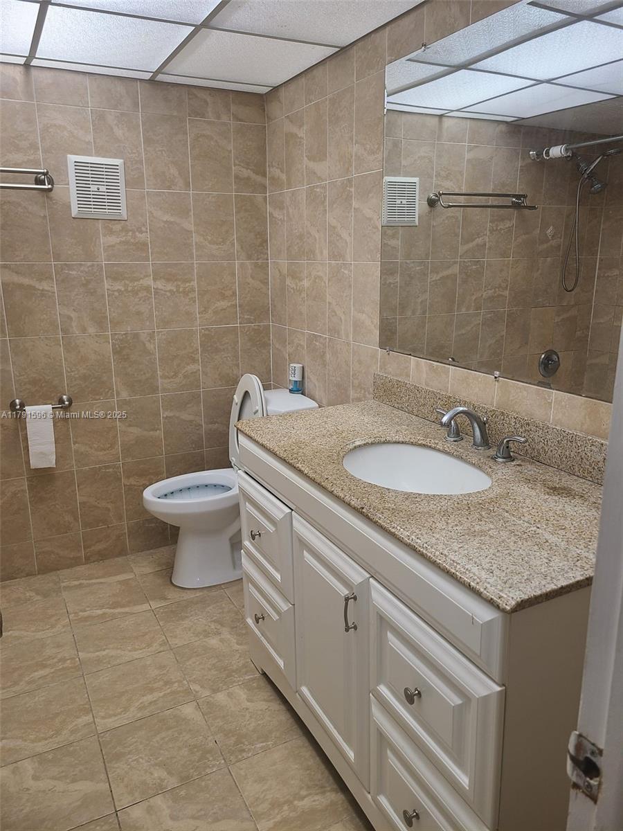 VALENCIA VILLAGE CONDO PH - Residential