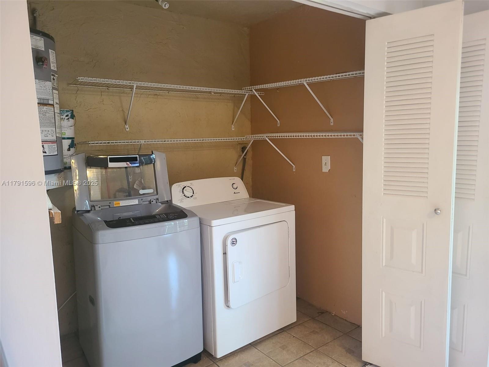 VALENCIA VILLAGE CONDO PH - Residential