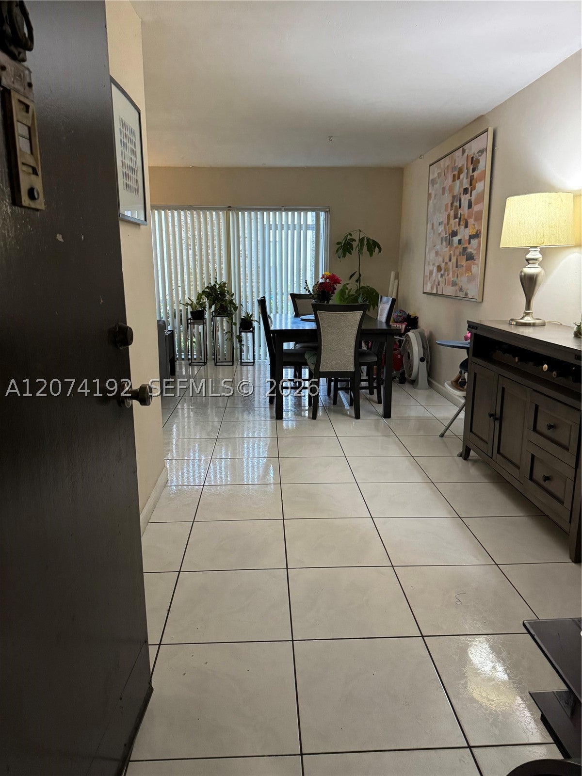 10395 N Kendall Dr V1