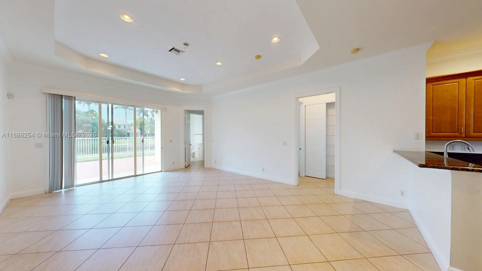 LAKESIDE VILLAGE AT DAVIE - Residential Lease