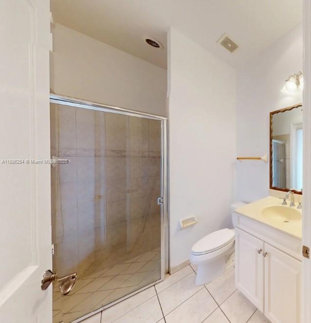 LAKESIDE VILLAGE AT DAVIE - Residential Lease