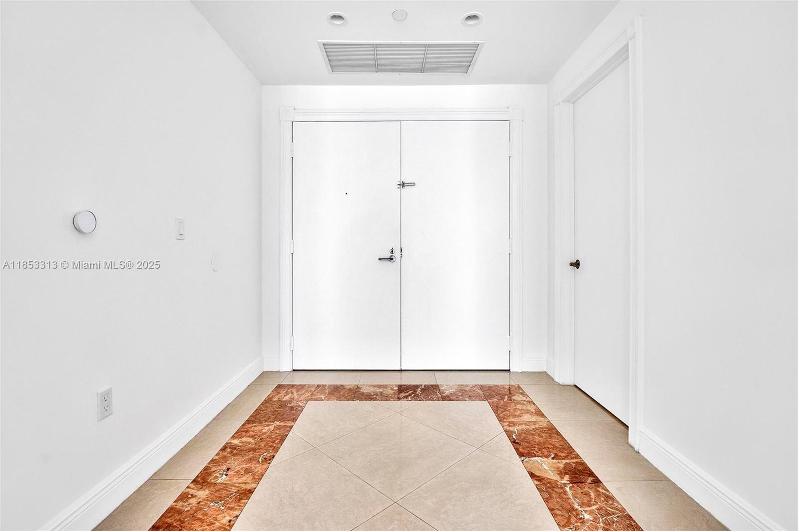 THE ATRIUM AT AVENTURA CO - Residential Lease