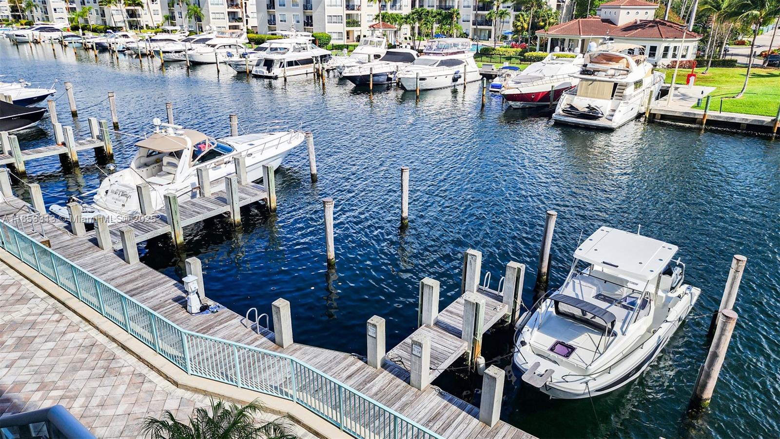 THE ATRIUM AT AVENTURA CO - Residential Lease