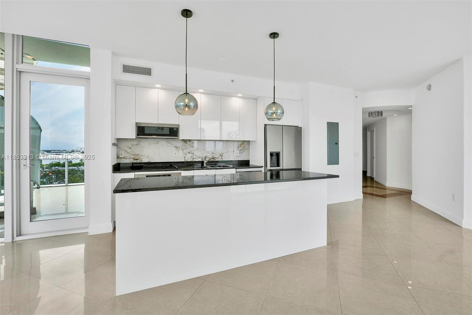 THE ATRIUM AT AVENTURA CO - Residential Lease