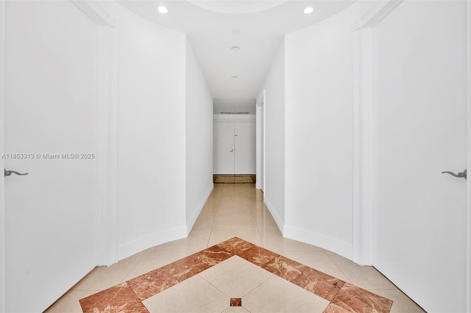 THE ATRIUM AT AVENTURA CO - Residential Lease