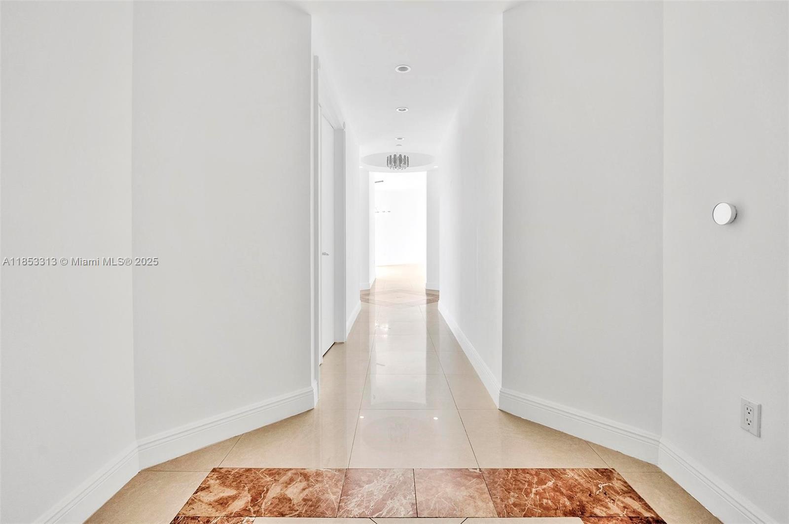 THE ATRIUM AT AVENTURA CO - Residential Lease