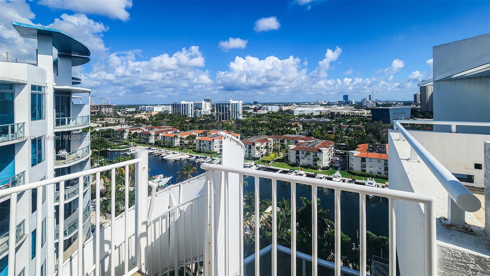 THE ATRIUM AT AVENTURA CO - Residential Lease