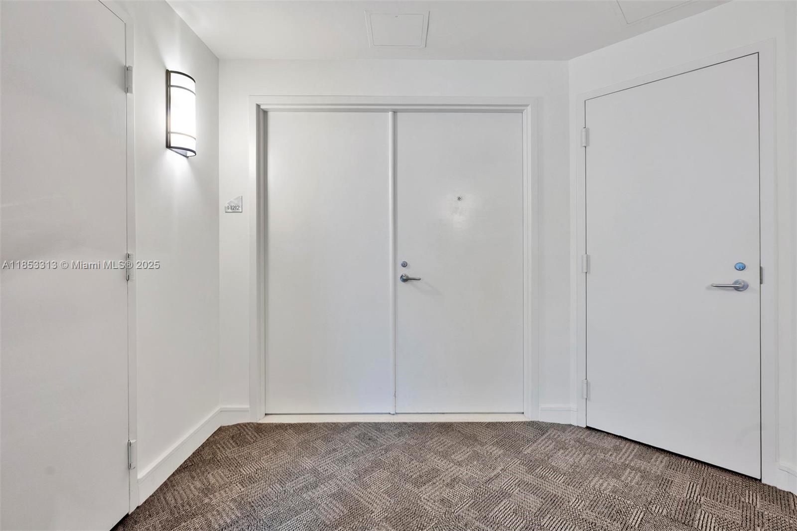 3131 NE 188th St 1-1212