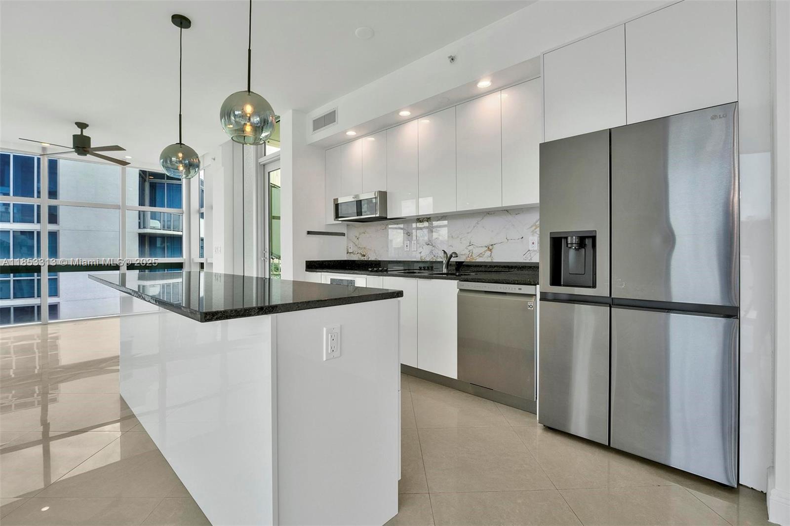 3131 NE 188th St 1-1212