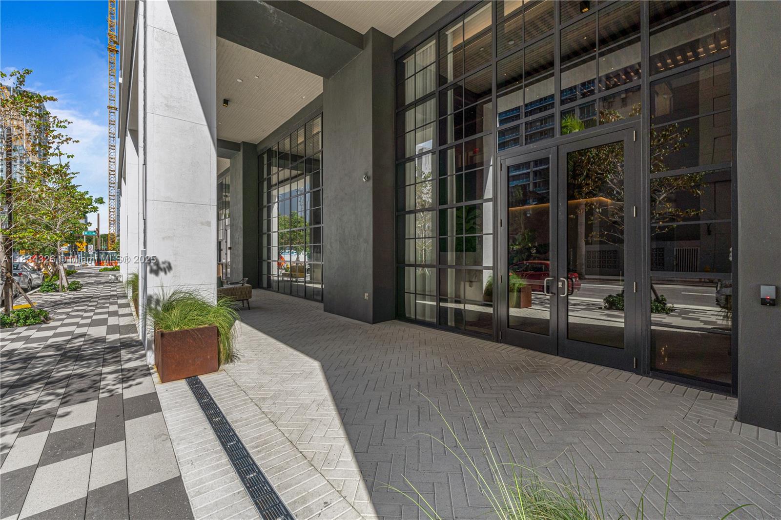 601 NE 1st Ave PH5103