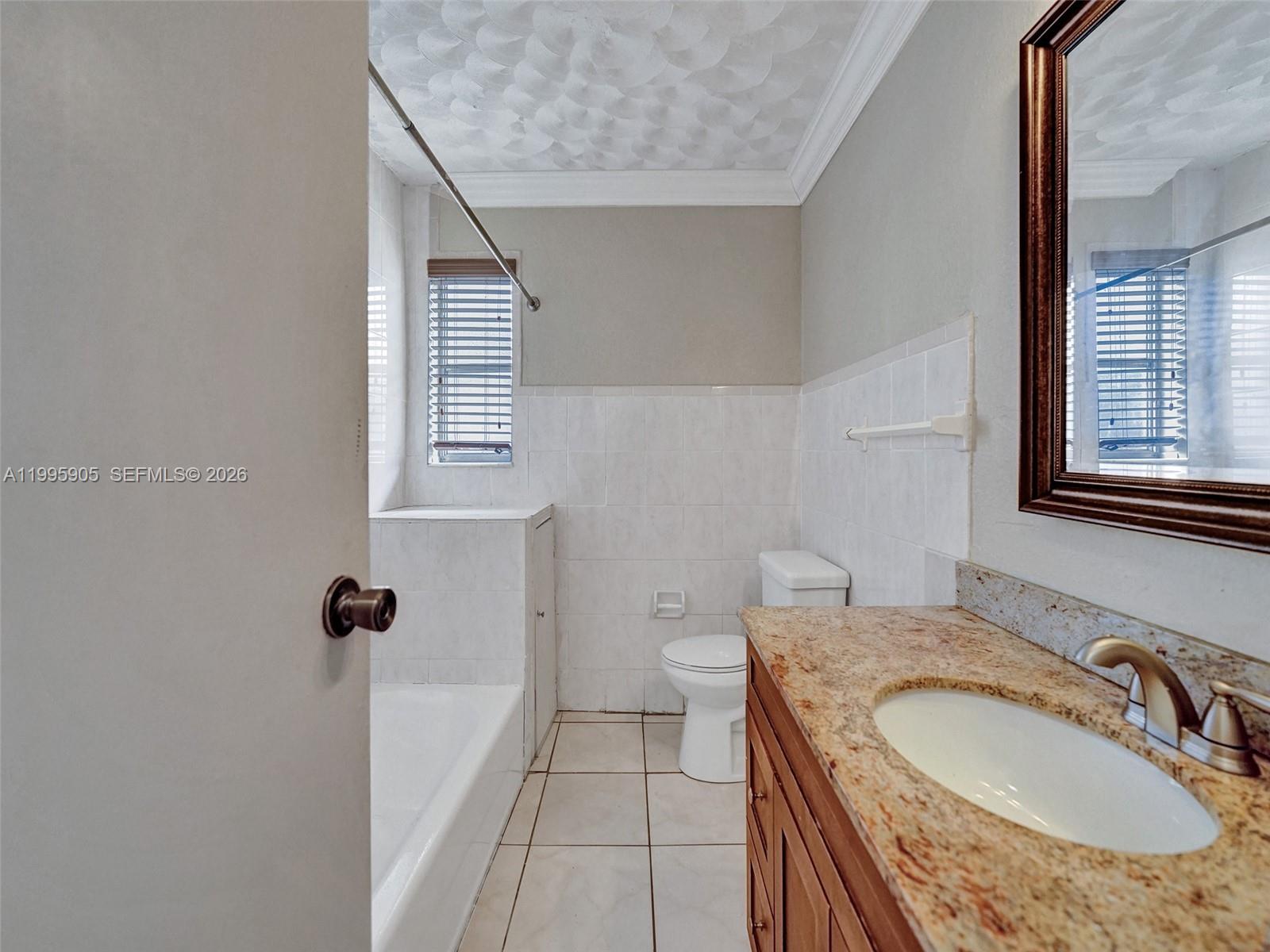 SUNRISE GOLF VILLAGE SECO - Residential Lease