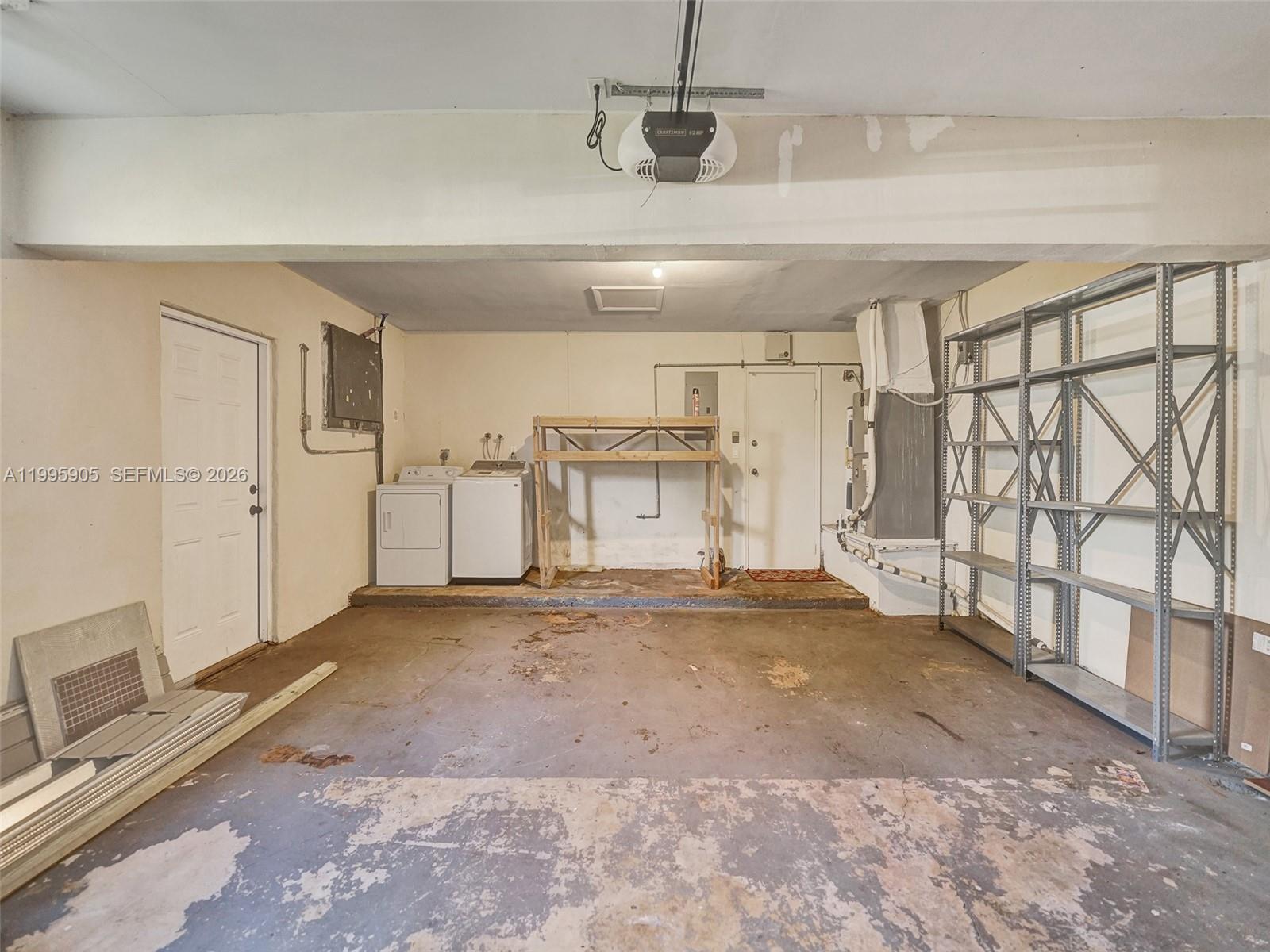 SUNRISE GOLF VILLAGE SECO - Residential Lease