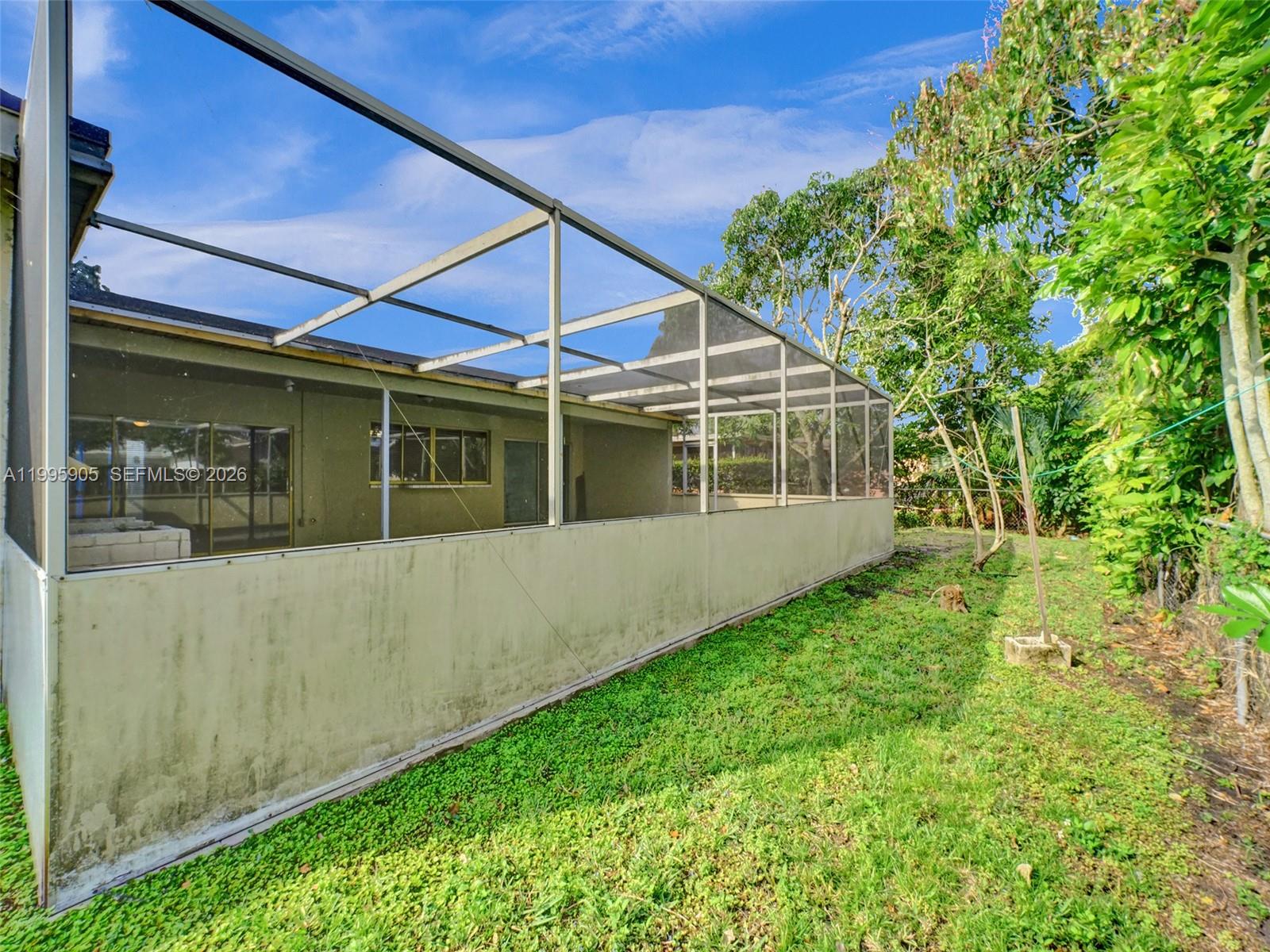 SUNRISE GOLF VILLAGE SECO - Residential Lease