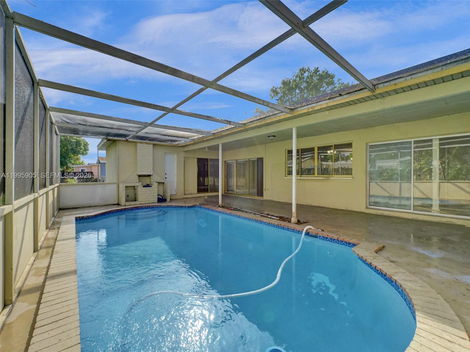 SUNRISE GOLF VILLAGE SECO - Residential Lease