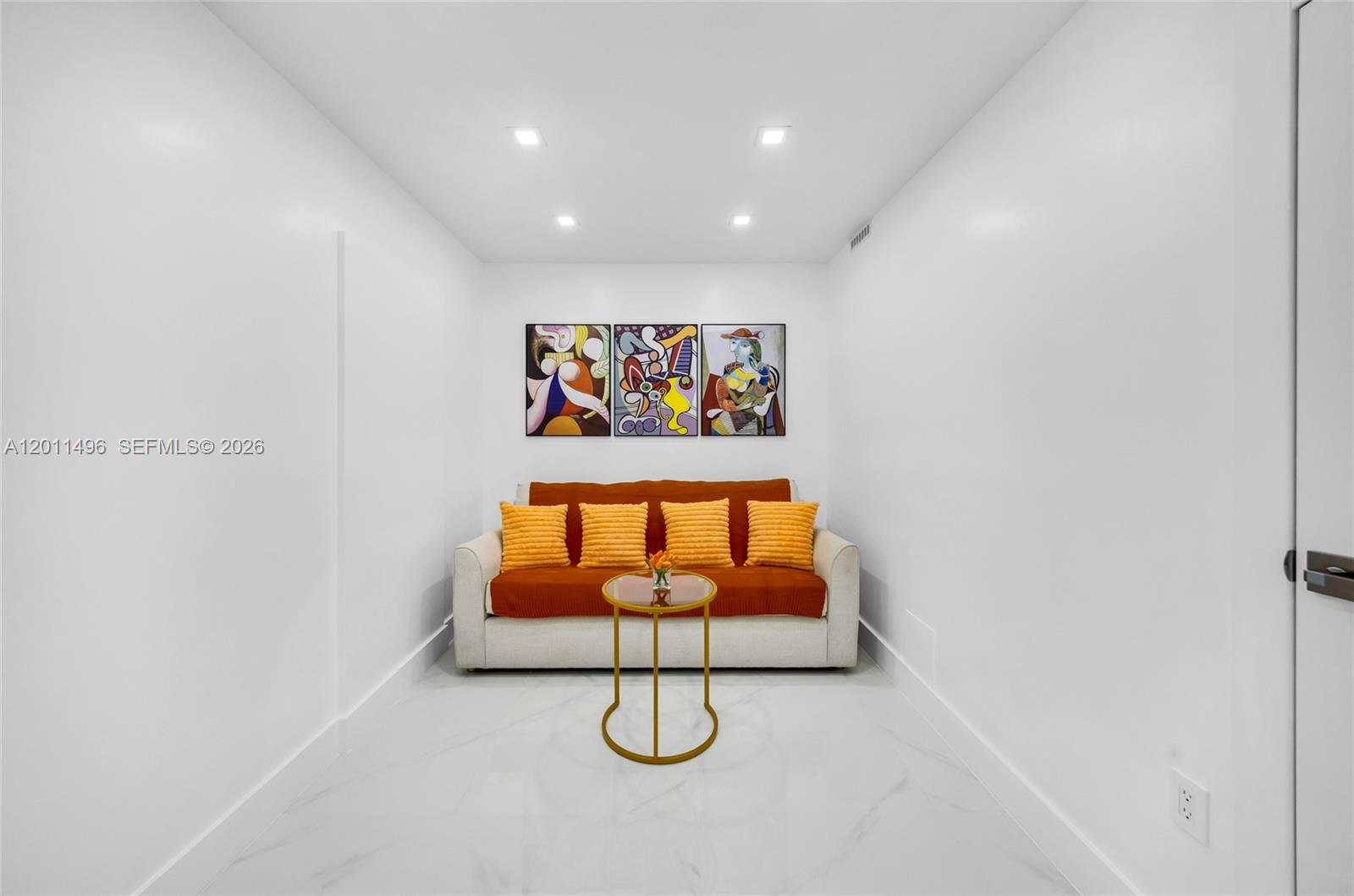 HEMISPHERES CONDO - Residential