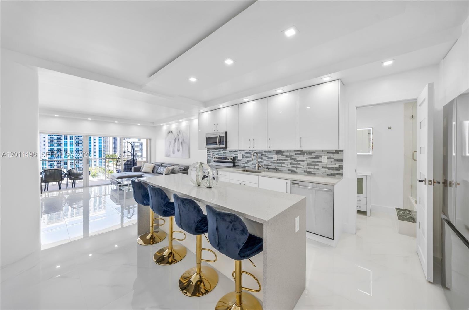 HEMISPHERES CONDO - Residential