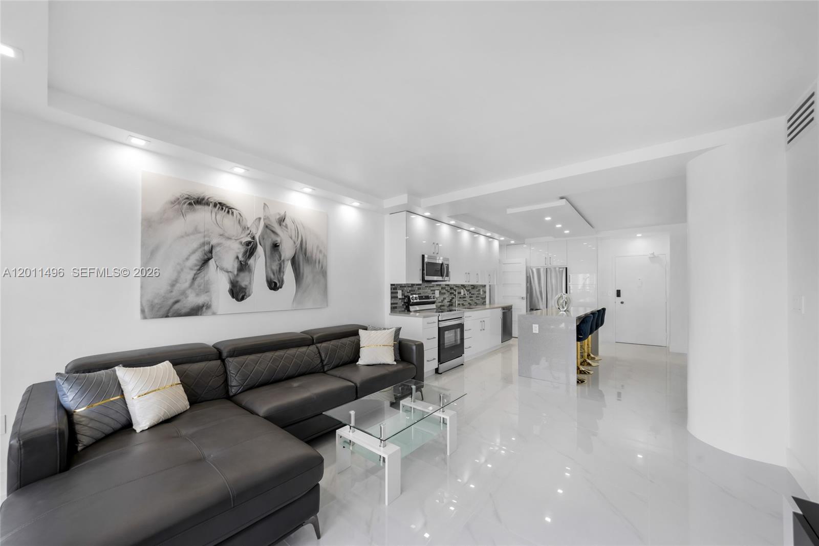 HEMISPHERES CONDO - Residential