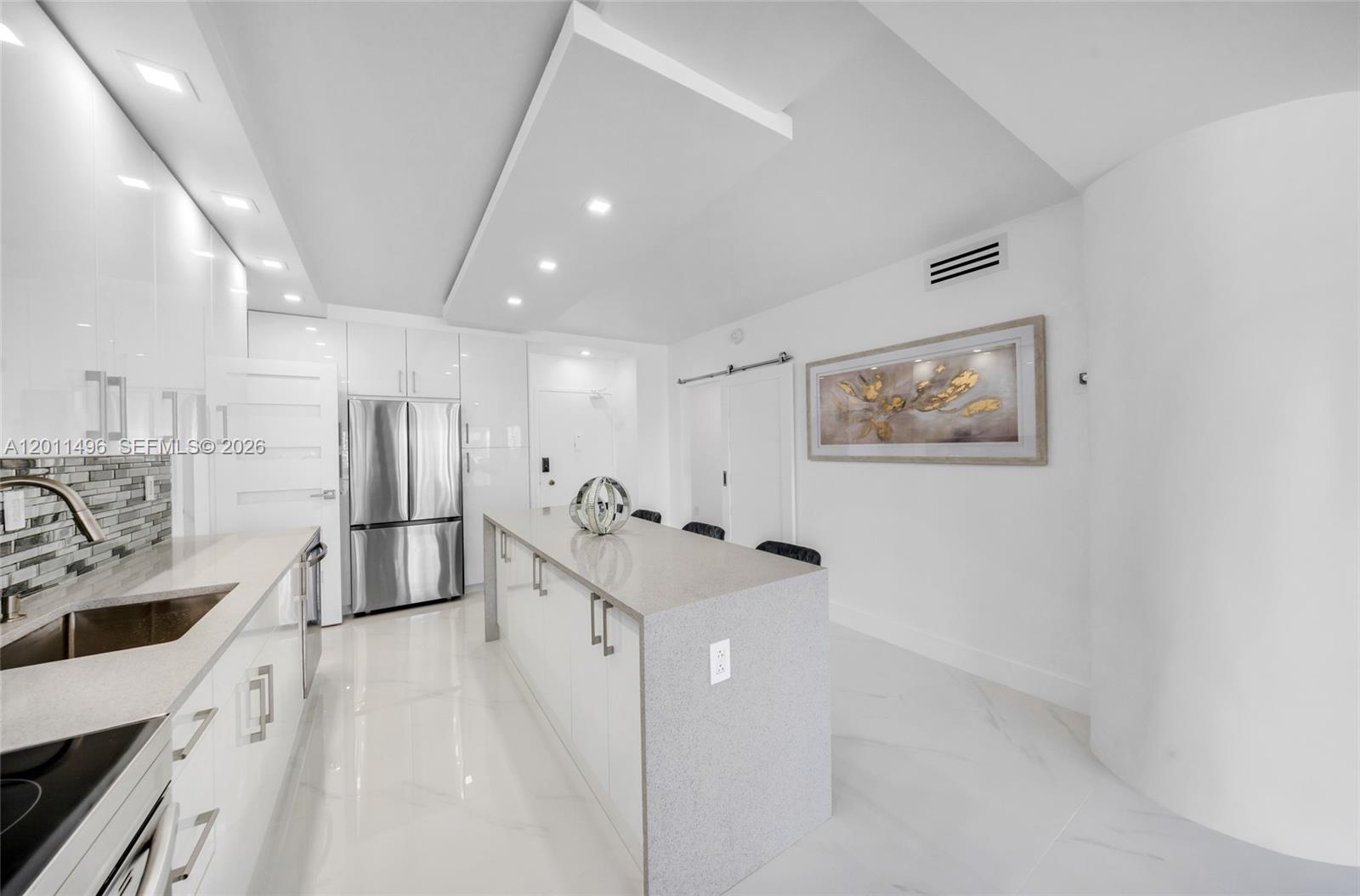 HEMISPHERES CONDO - Residential