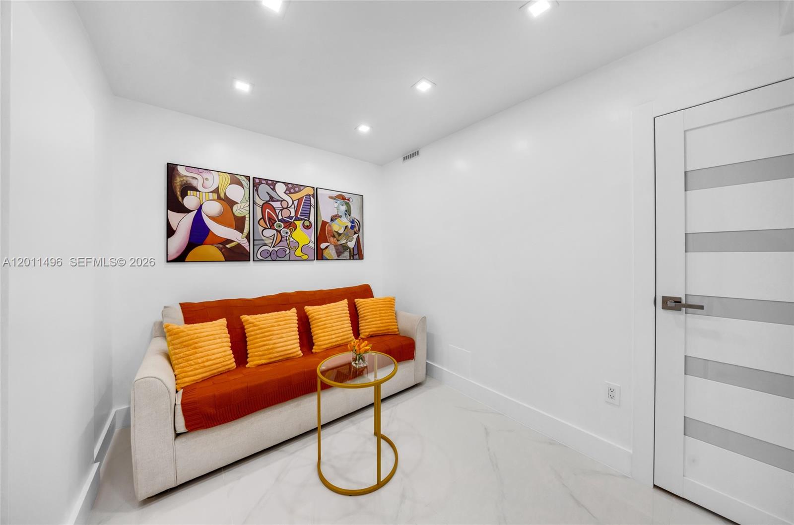 HEMISPHERES CONDO - Residential