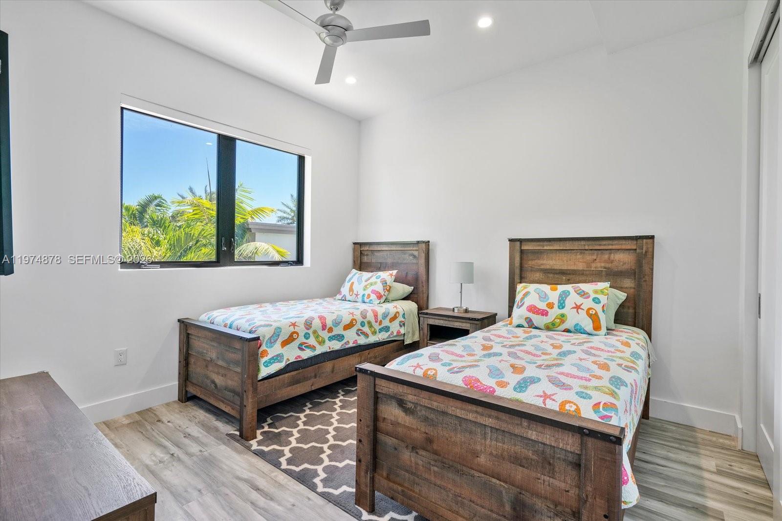 HOLLYWOOD CENTRAL BEACH - Residential Lease