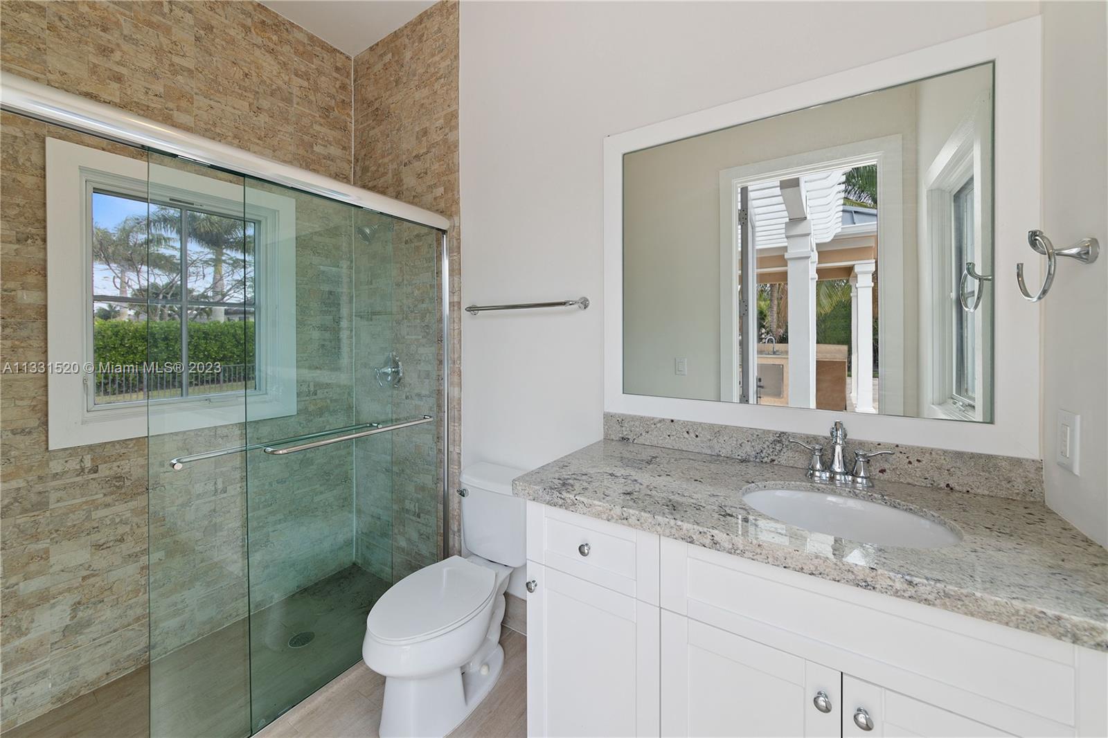 P & J ESTATES - Residential