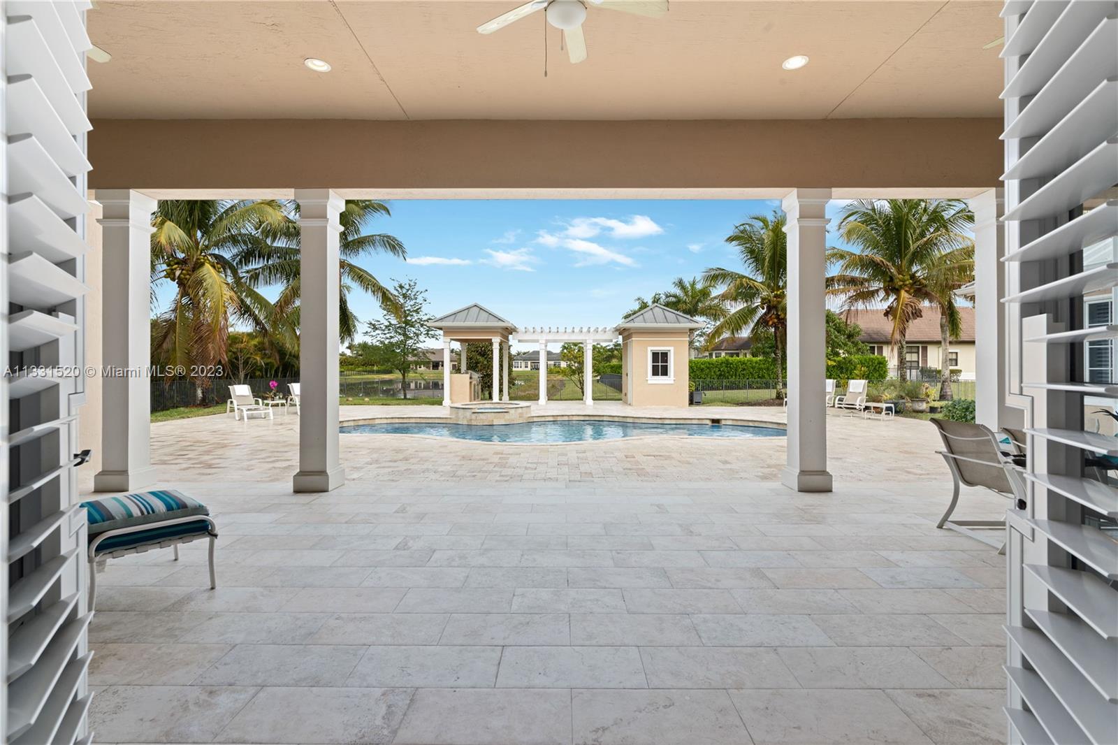 P & J ESTATES - Residential