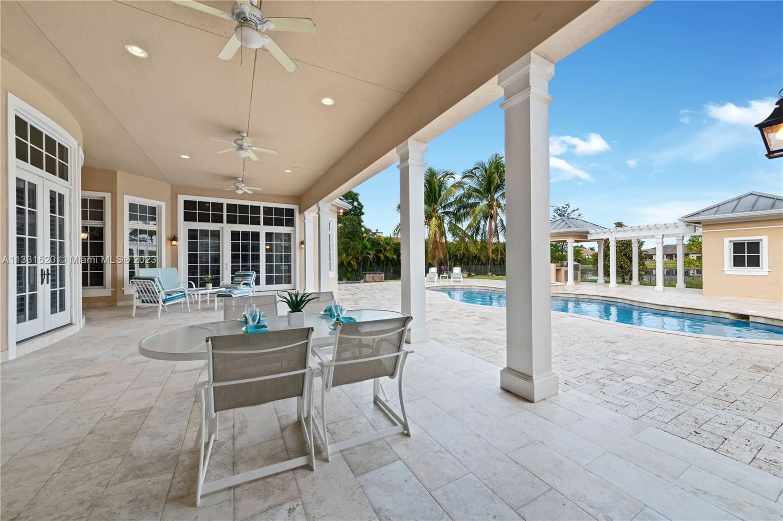 P & J ESTATES - Residential