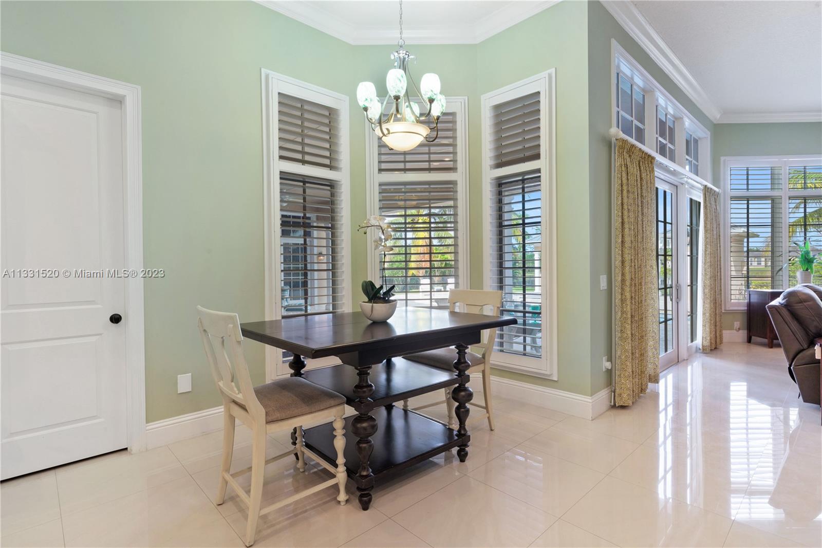 P & J ESTATES - Residential