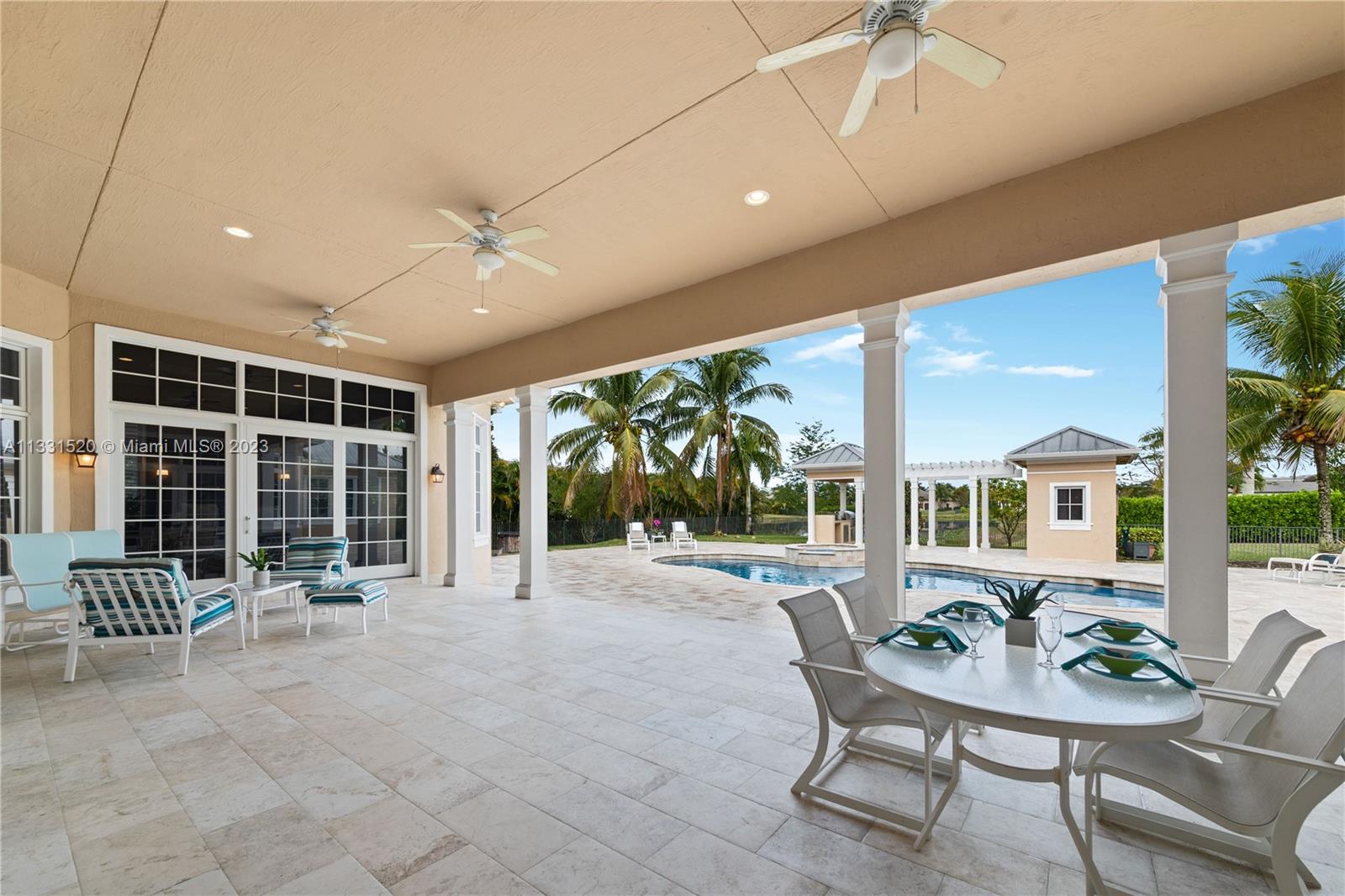 P & J ESTATES - Residential