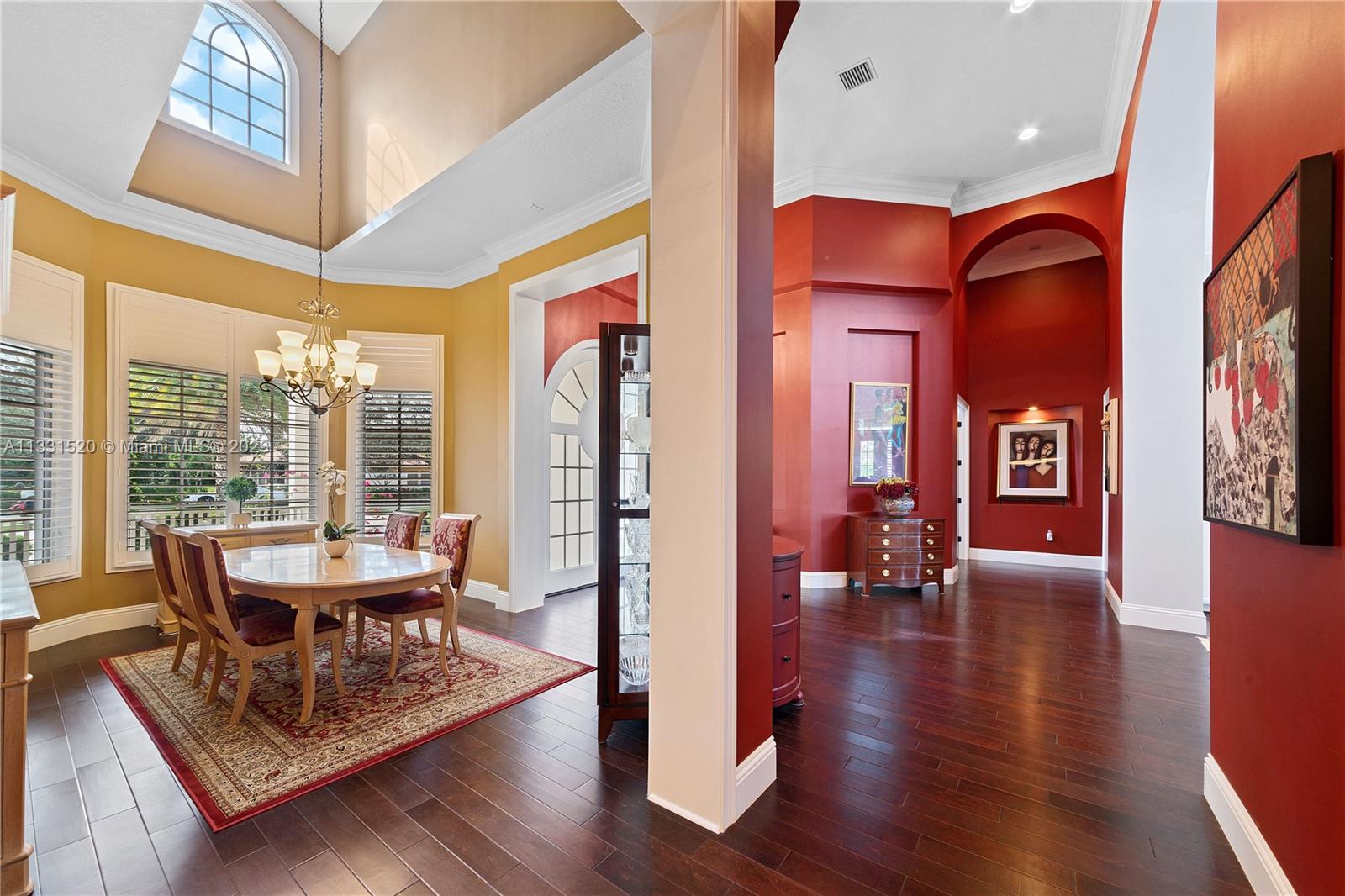 P & J ESTATES - Residential