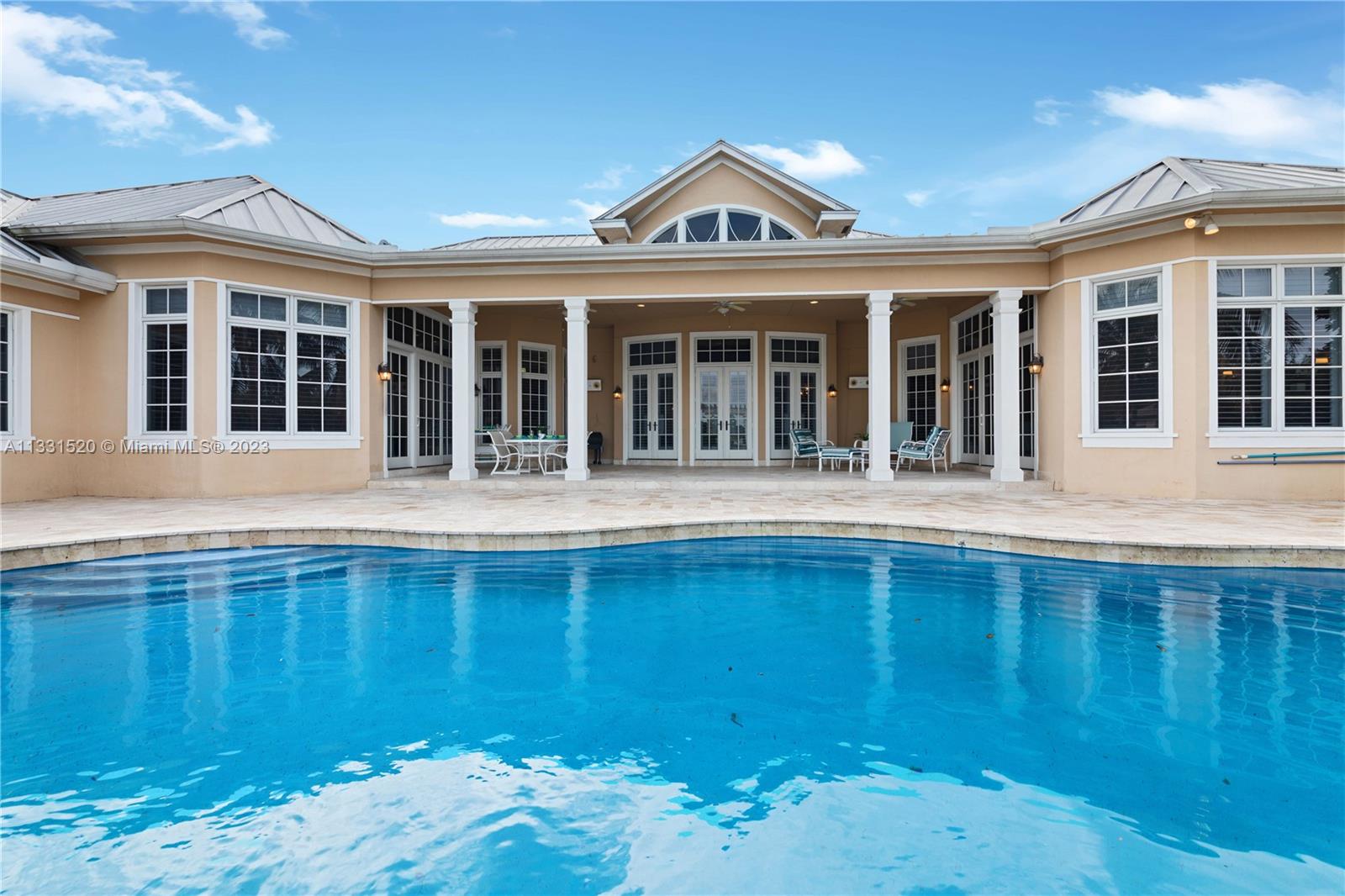 P & J ESTATES - Residential